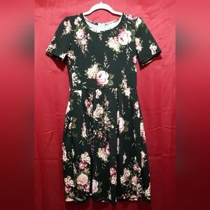 Women's Lularoe Amelia Short Sleeve Dress Zipper back sz Med multi Color Floral